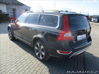 Volvo XC70 2,4 D5 SUMMUM AWD Radar X 2011