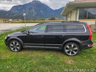 Volvo XC70 2,4 D5 SUMMUM AWD Radar X 2011