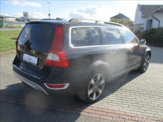 Volvo XC70 2,4 D5 SUMMUM AWD Radar X 2011