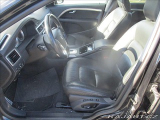 Volvo XC70 2,4 D5 SUMMUM AWD Radar X 2011