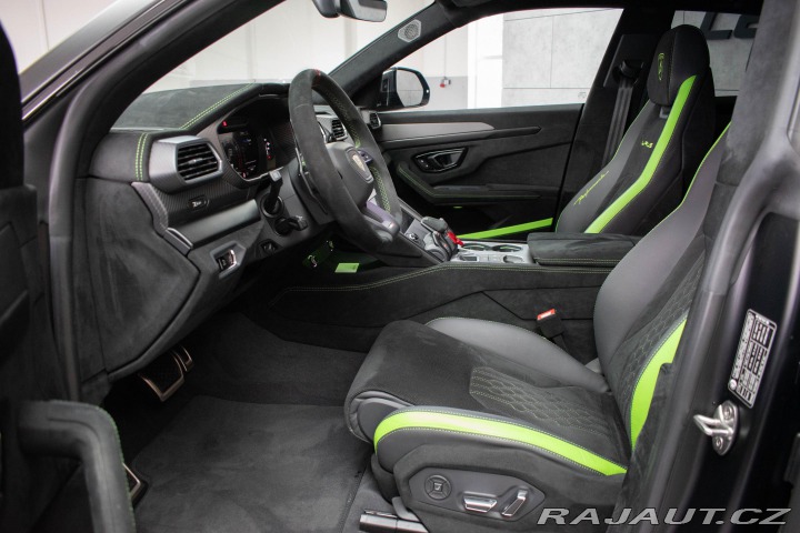 Lamborghini Urus *REZERVACE* 2023