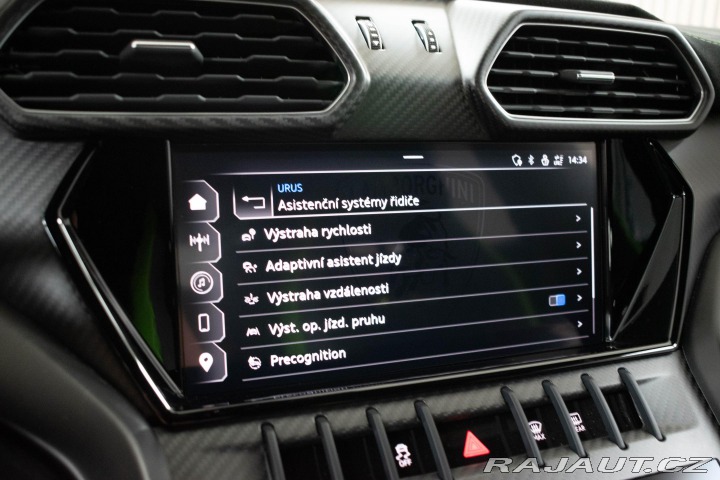 Lamborghini Urus *REZERVACE* 2023