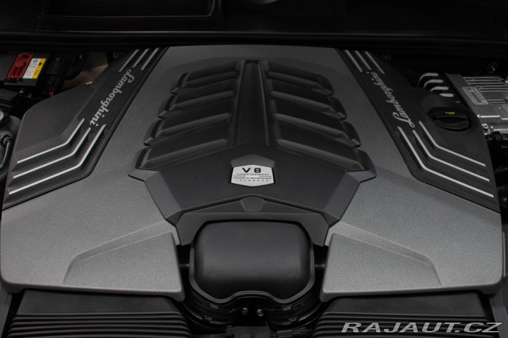 Lamborghini Urus *REZERVACE* 2023