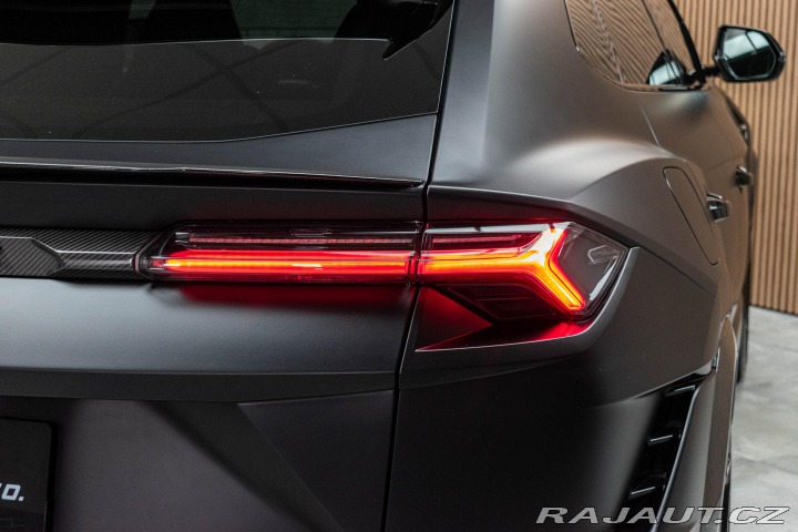 Lamborghini Urus *REZERVACE* 2023