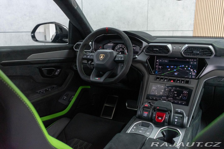 Lamborghini Urus *REZERVACE* 2023