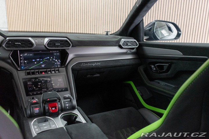 Lamborghini Urus *REZERVACE* 2023