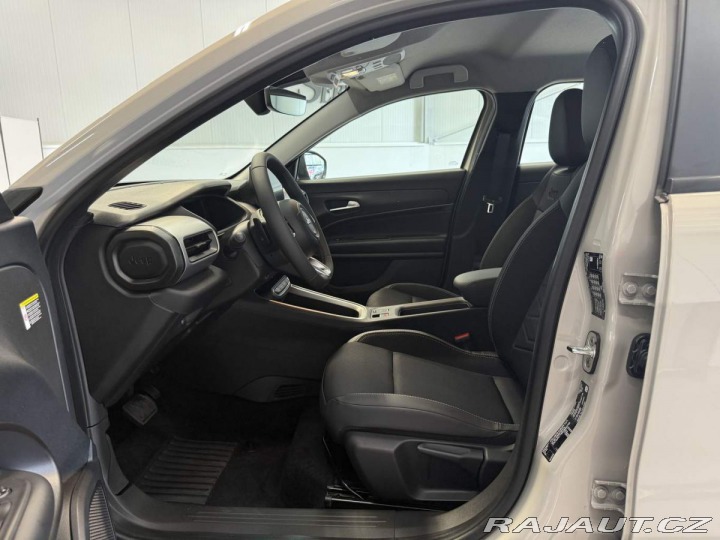 Jeep Avenger Altitude 1.2 Turbo 110k M 2025