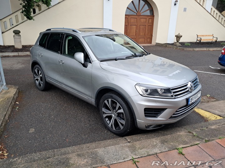 Volkswagen Touareg 7P Executive Edition 2017