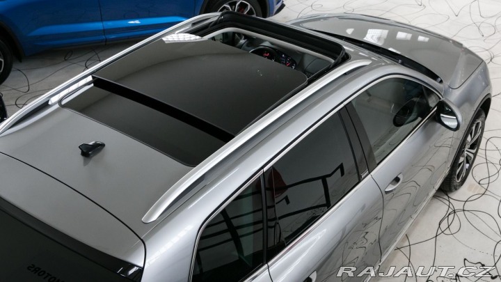 Volkswagen Touareg 7P Executive Edition 2017