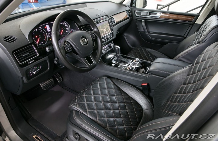 Volkswagen Touareg 7P Executive Edition 2017