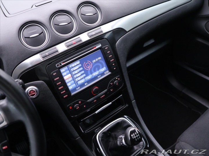 Ford S-MAX 2,0 TDCi 103kW Panorama 7 2011