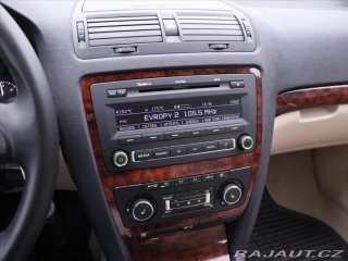 Škoda Octavia 1,4 TSI DSG Elegance Serv 2009