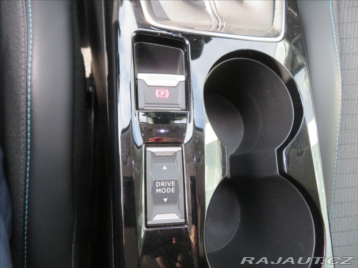 Peugeot 2008 1,2 PureTech 2021