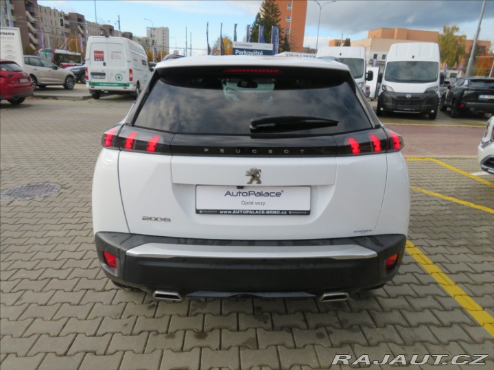 Peugeot 2008 1,2 PureTech 2021
