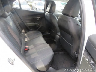 Peugeot 2008 1,2 PureTech 2021