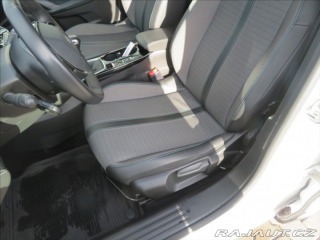 Peugeot 2008 1,2 PureTech 2021