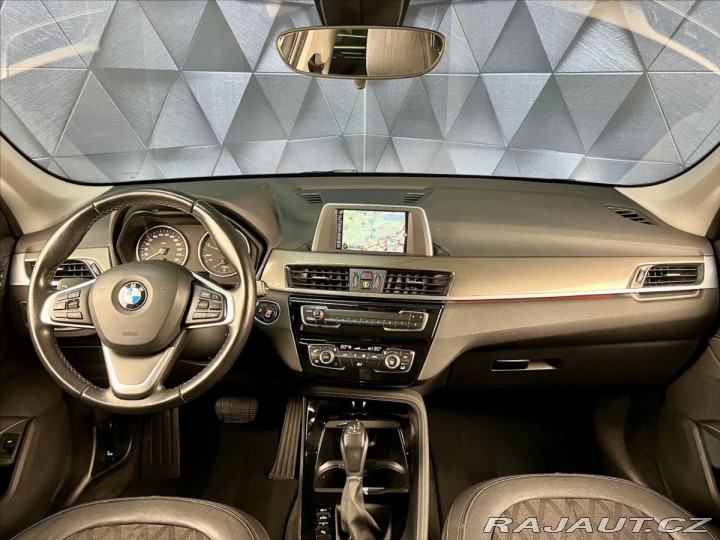 BMW X1 18d sDrive XLINE A/T, BI- 2017