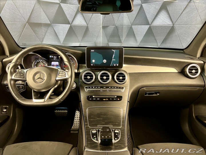 Mercedes-Benz GLC 220d 4MATIC 9G-TRONIC AMG 2019