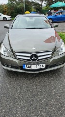 Mercedes-Benz E kupé šestiválec , 3 l, 11