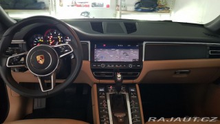 Porsche Macan  2021