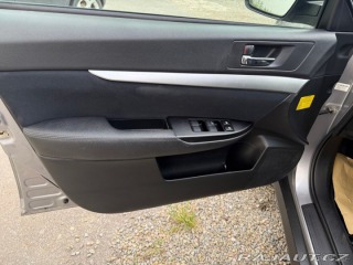 Subaru Outback 2,5   i MANUAL 4x4 Původ 1800