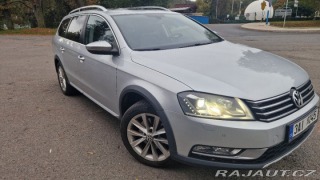 Volkswagen Passat 2,0   Alltrack  manual 1800