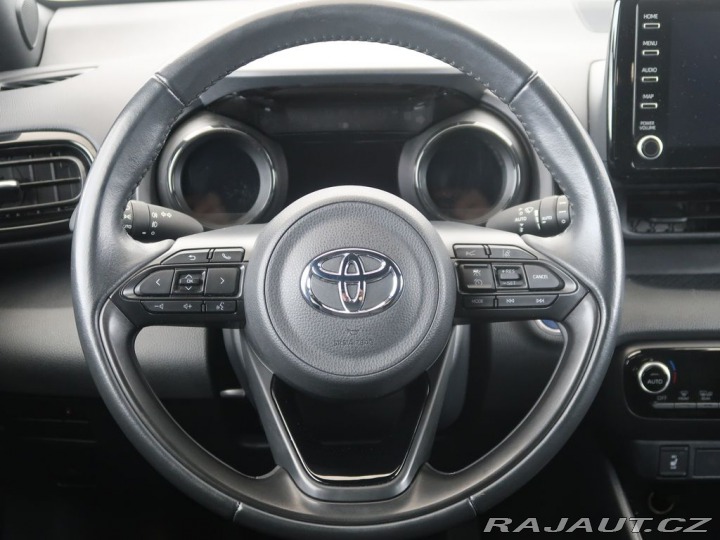 Toyota Yaris 1,5Hybrid,CZ,Selection 2021