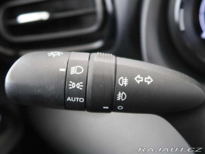 Toyota Yaris 1,5Hybrid,CZ,Selection 2021