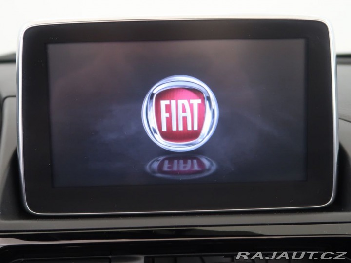 Fiat 124 Spider 1.4Turbo,CZ,1Maj,103kW,AT 1800