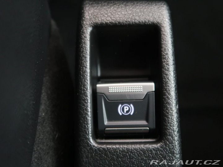 Peugeot Traveller 2.0HDi,CZ,130kW,8Míst,AT, 2022