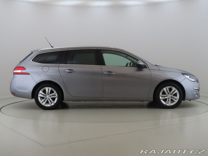 Peugeot 308 1.6HDi,CZ,73kW,Manuál 2016