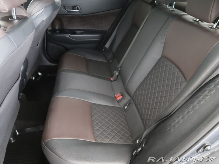 Toyota C-HR 1.8Hybrid,CZ,Executive 2018
