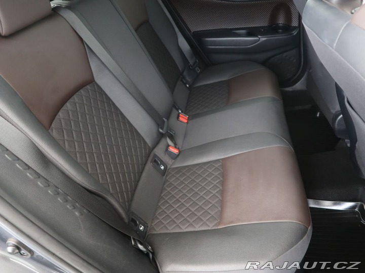 Toyota C-HR 1.8Hybrid,CZ,Executive 2018