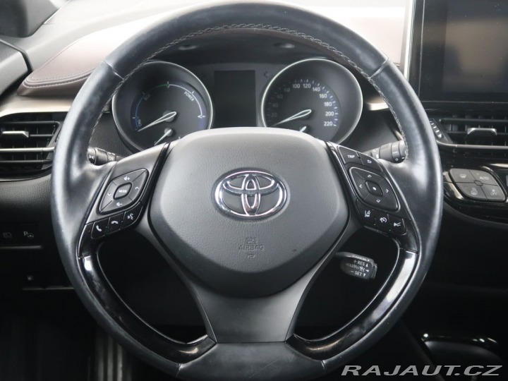 Toyota C-HR 1.8Hybrid,CZ,Executive 2018