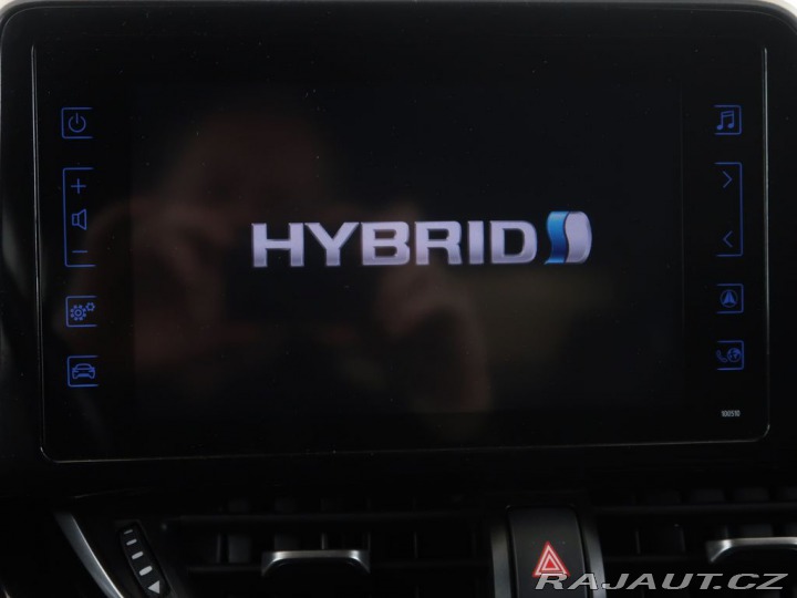 Toyota C-HR 1.8Hybrid,CZ,Executive 2018