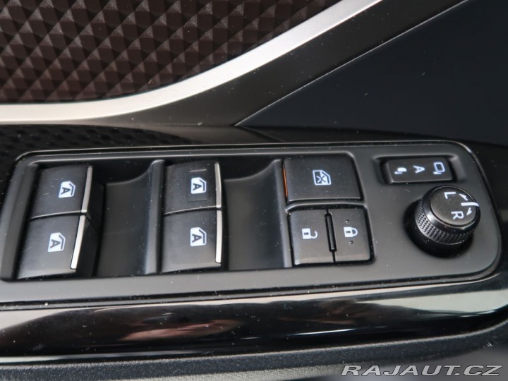 Toyota C-HR 1.8Hybrid,CZ,Executive 2018