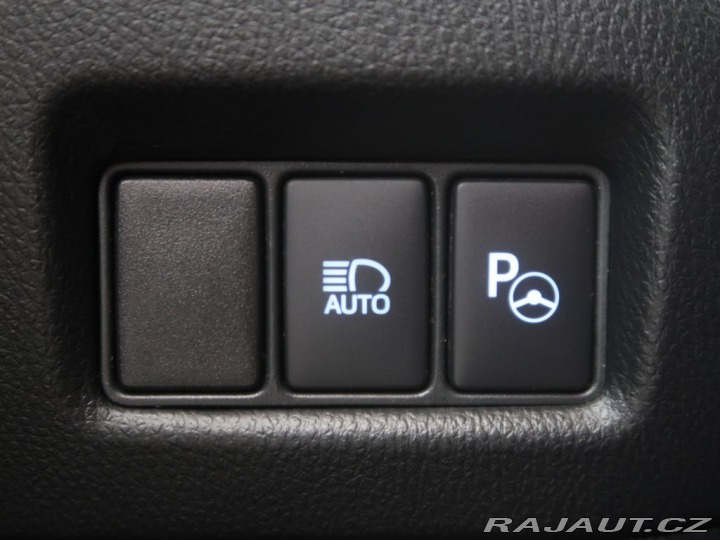 Toyota C-HR 1.8Hybrid,CZ,Executive 2018