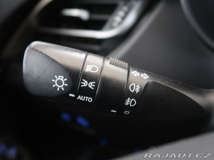 Toyota C-HR 1.8Hybrid,CZ,Executive 2018
