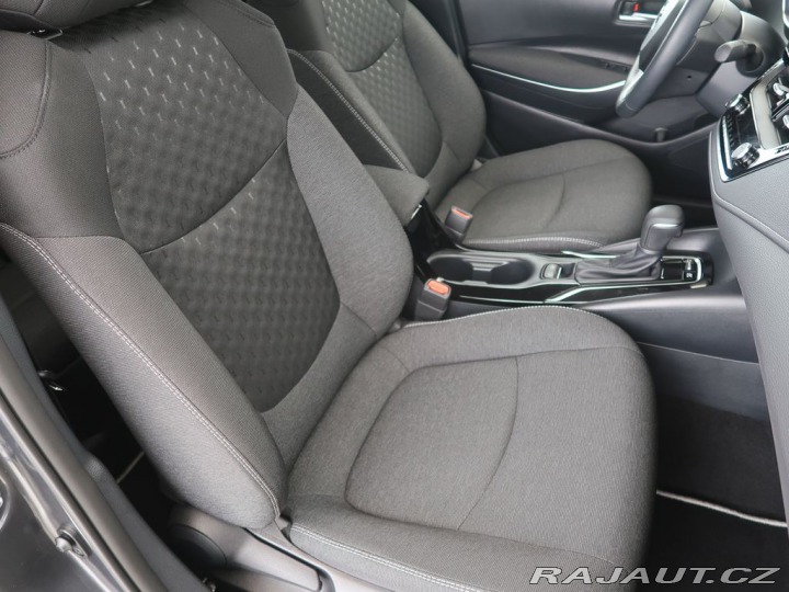 Toyota Corolla 1.8Hybrid,CZ,Comfort Styl 2024