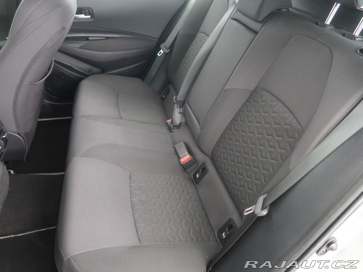 Toyota Corolla 1.8Hybrid,CZ,AT,Comfort 2022