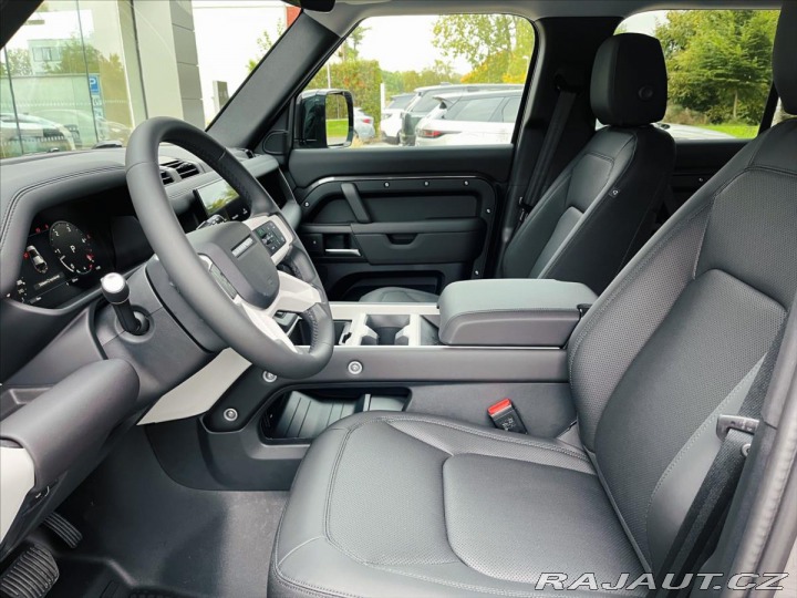 Land Rover Defender 3,0 110 S D200 AWD 2025