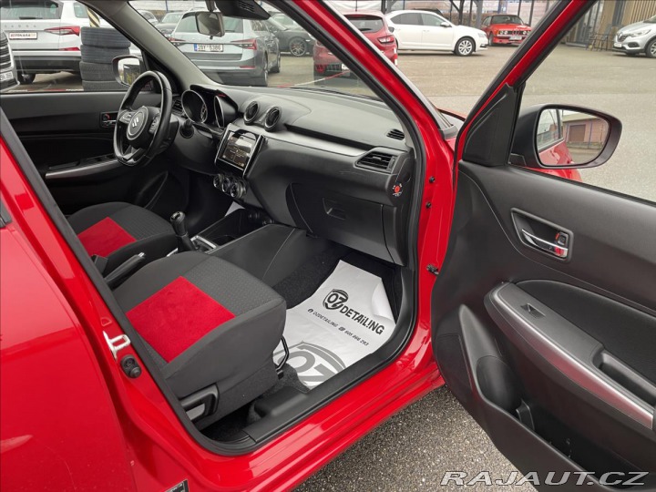 Suzuki Swift 1,2 4x4 LED*Navi*Kamera*D 2021