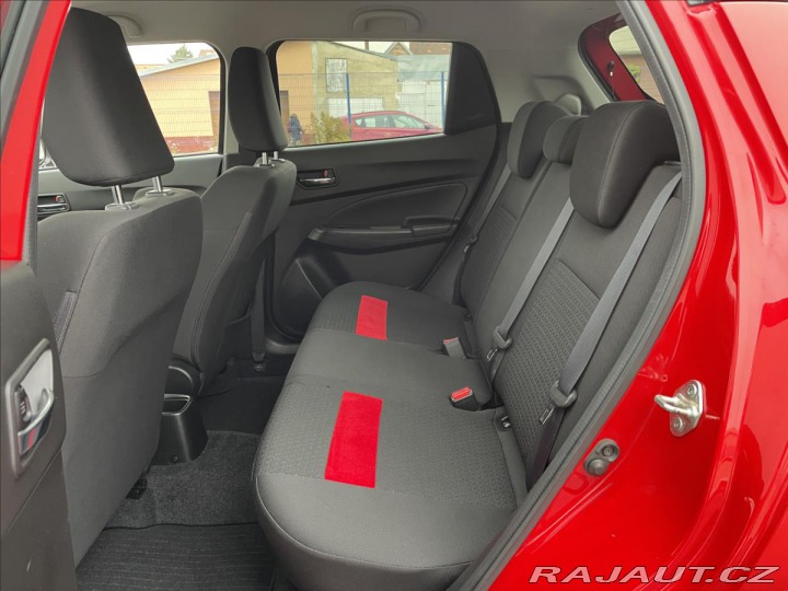 Suzuki Swift 1,2 4x4 LED*Navi*Kamera*D 2021