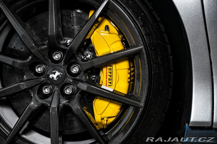 Ferrari SF90 Spider 1800