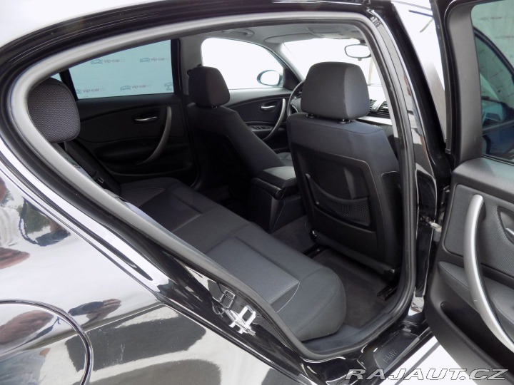 BMW 1 118d/Bi-xenon/AT/ 2007