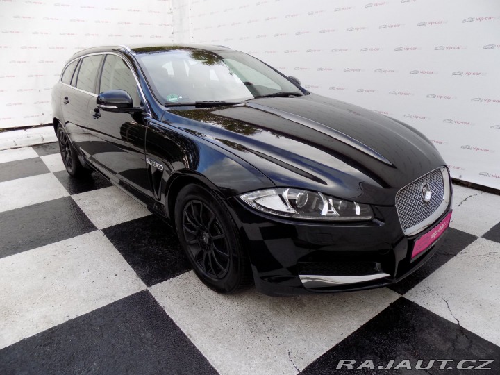 Jaguar XF 2.2d/Bi-xenon/AT/NAVI/ 2013