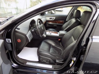 Jaguar XF 2.2d/Bi-xenon/AT/NAVI/ 2013