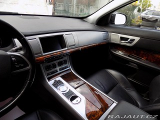 Jaguar XF 2.2d/Bi-xenon/AT/NAVI/ 2013