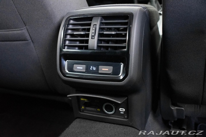 Volkswagen Passat 2.0 TDI 140 DSG*4x4*TAŽNÉ 2020