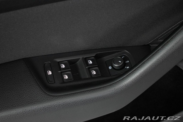 Volkswagen Passat 2.0 TDI 140 DSG*4x4*TAŽNÉ 2020